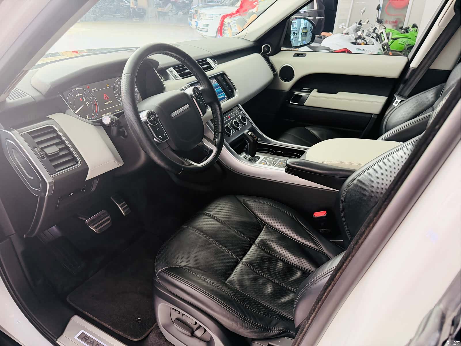 Land Rover Range Rover, 2015 все фото