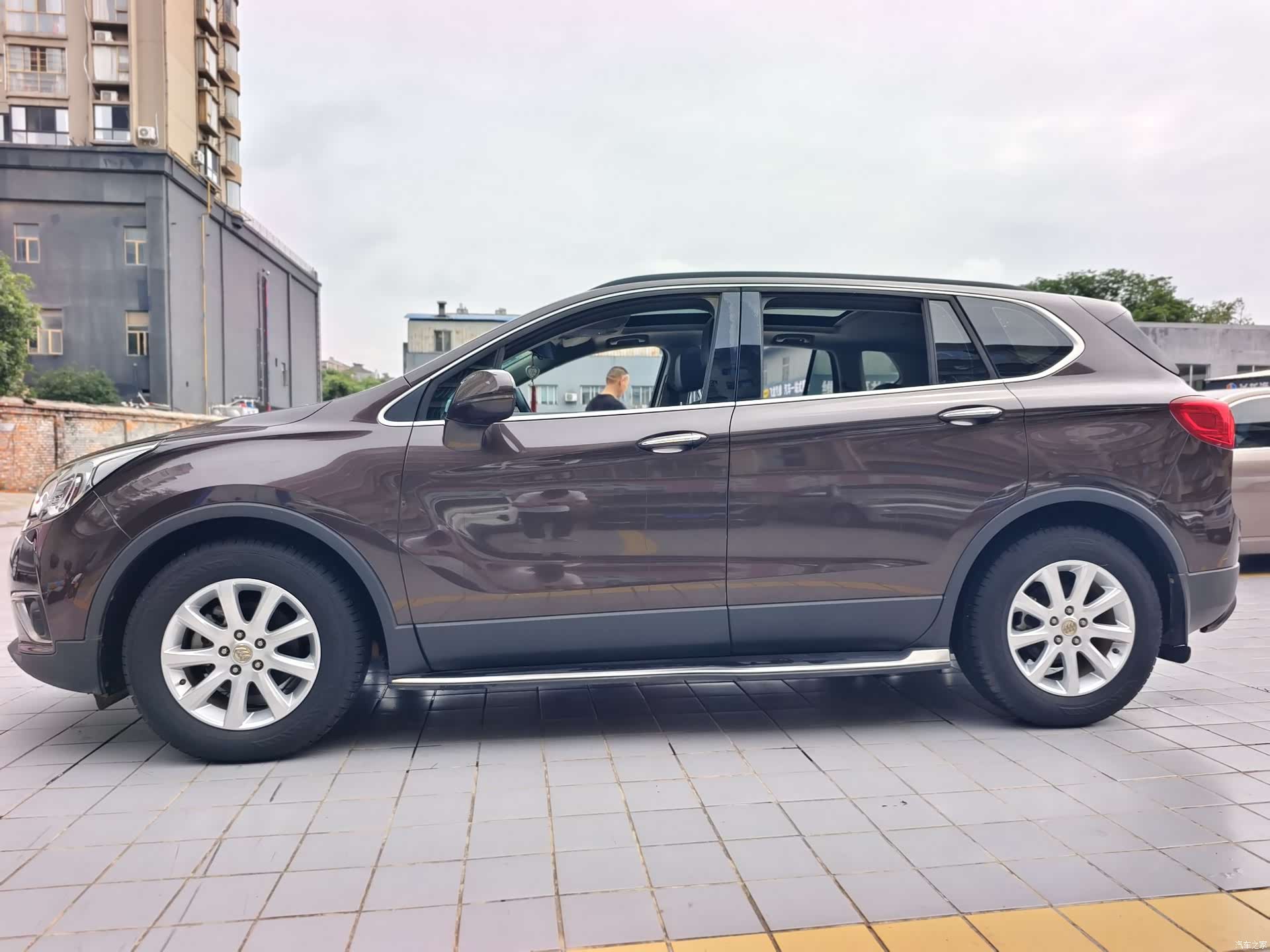 Buick Envision Plus, 2019 4