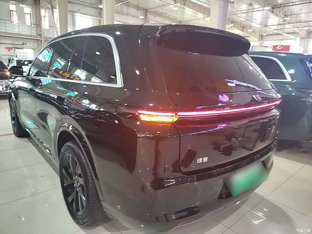 Li Auto L8, 2024 все фото