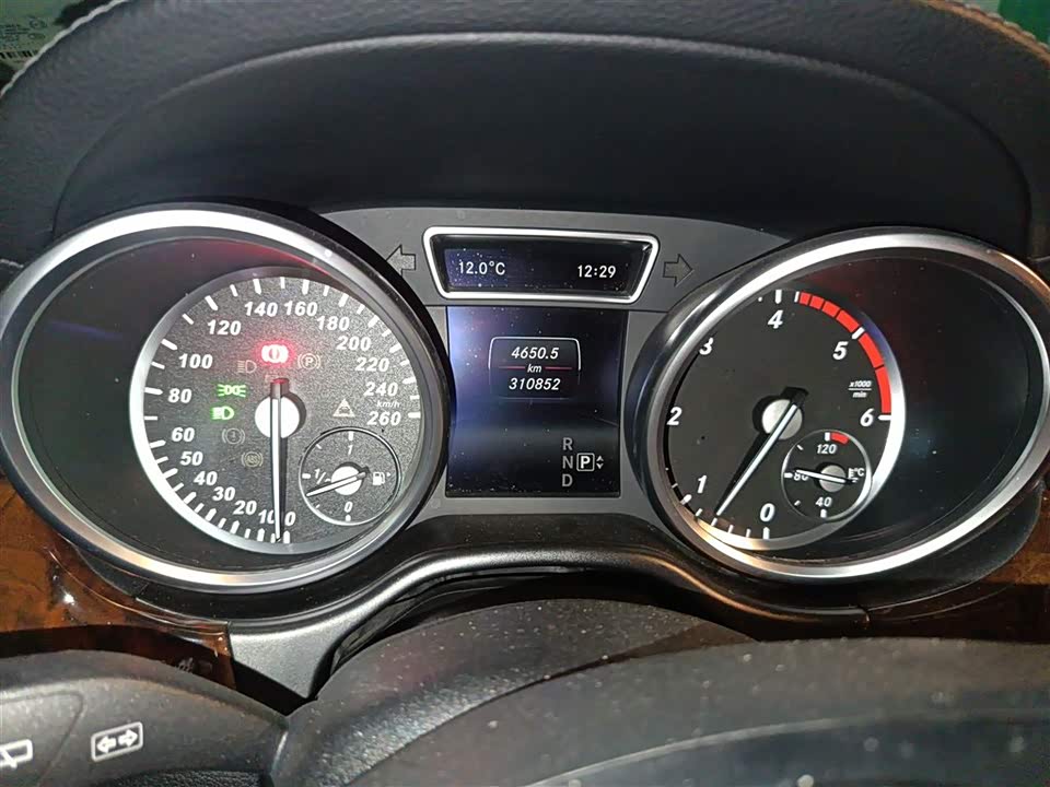 Mercedes-Benz GL grade