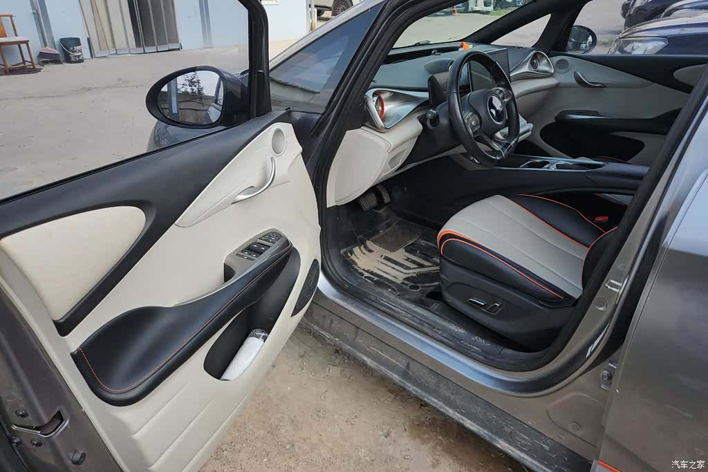 BYD Dolphin, 2023 9
