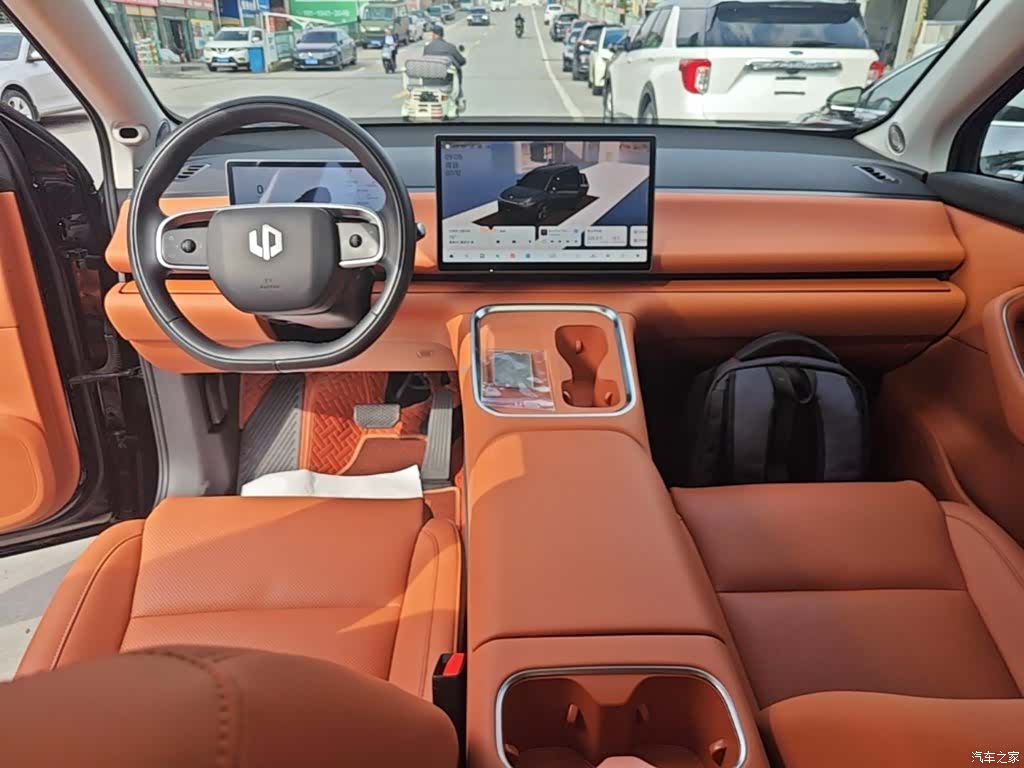 Leapmotor C16, 2025 10
