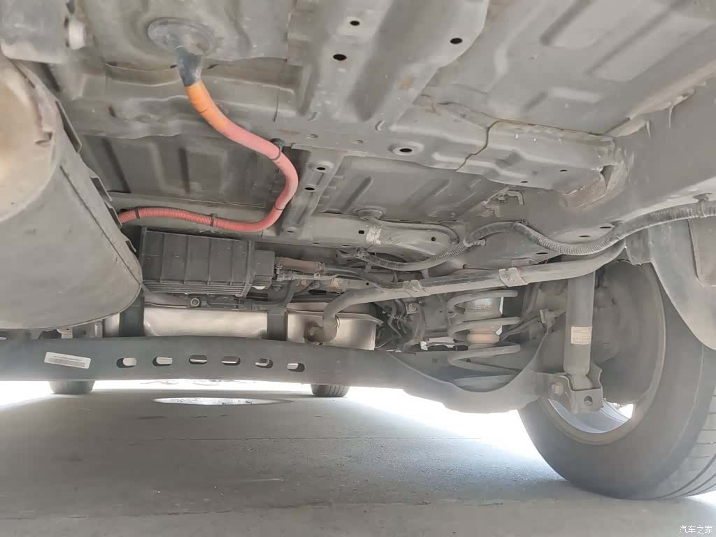 Maxus EUNIQ, 2021 25