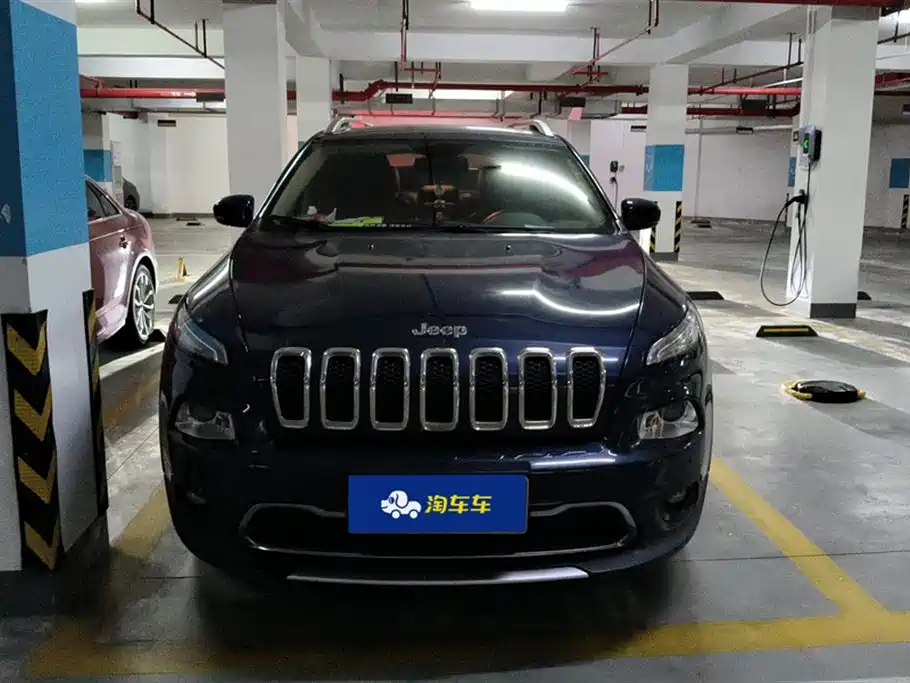 Jeep Free light