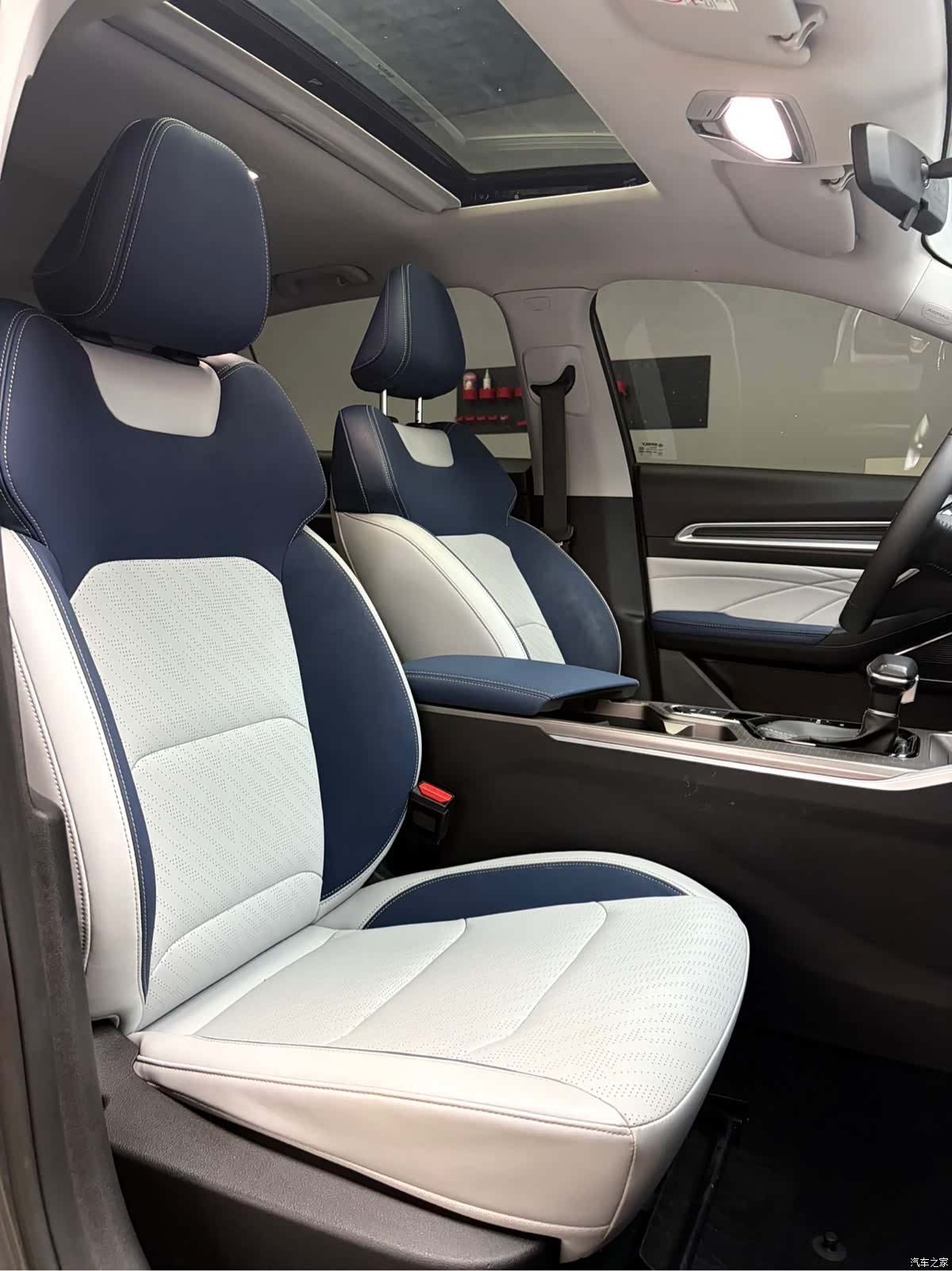 Geely Emgrand, 2022 12