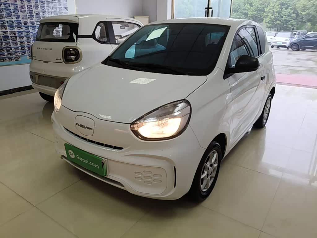 Roewe Clever 2022 311km