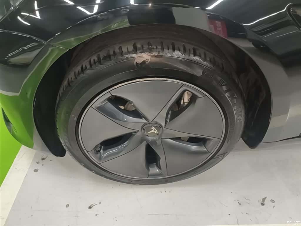 Tesla Model 3, 2020 25