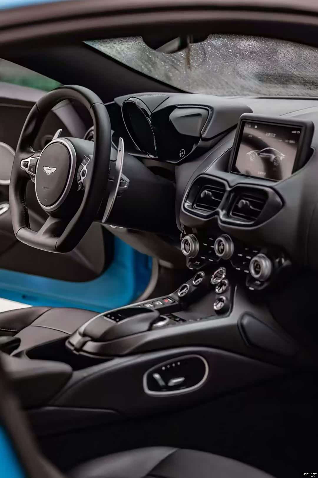 Aston Martin Vantage, 2023 7