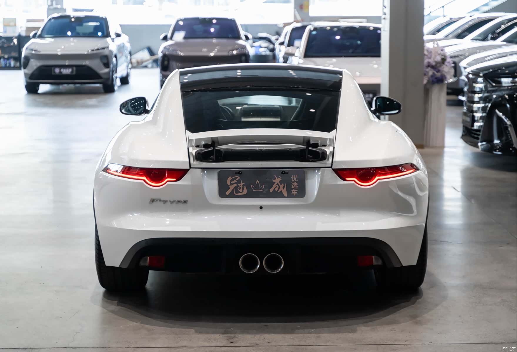 Jaguar F-TYPE, 2015 6