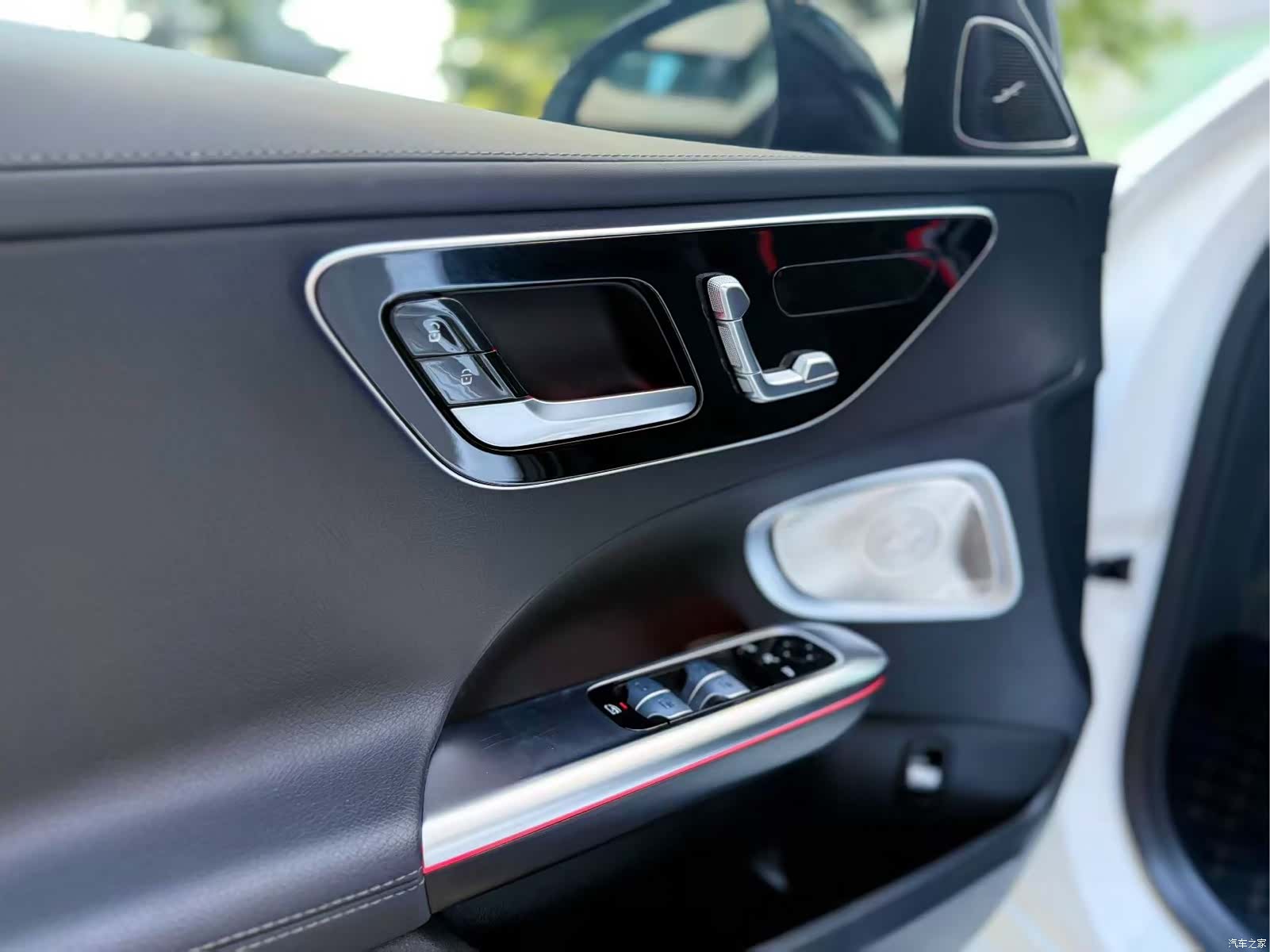 Mercedes-Benz C-Class, 2023 19