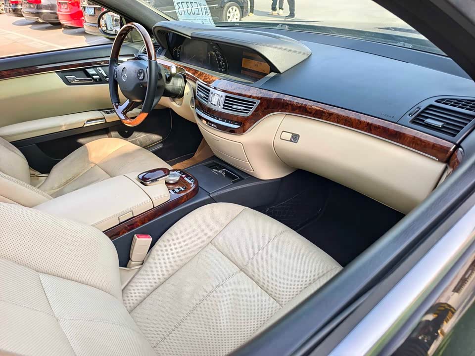 Mercedes-Benz S-class