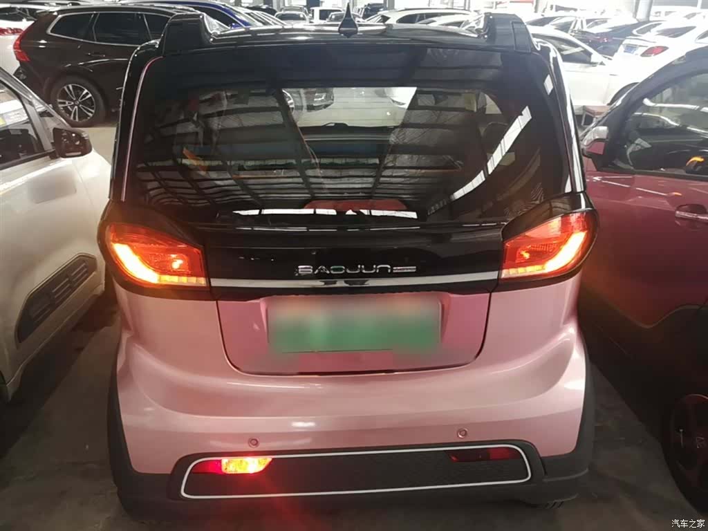 Wuling E100, 2018 6