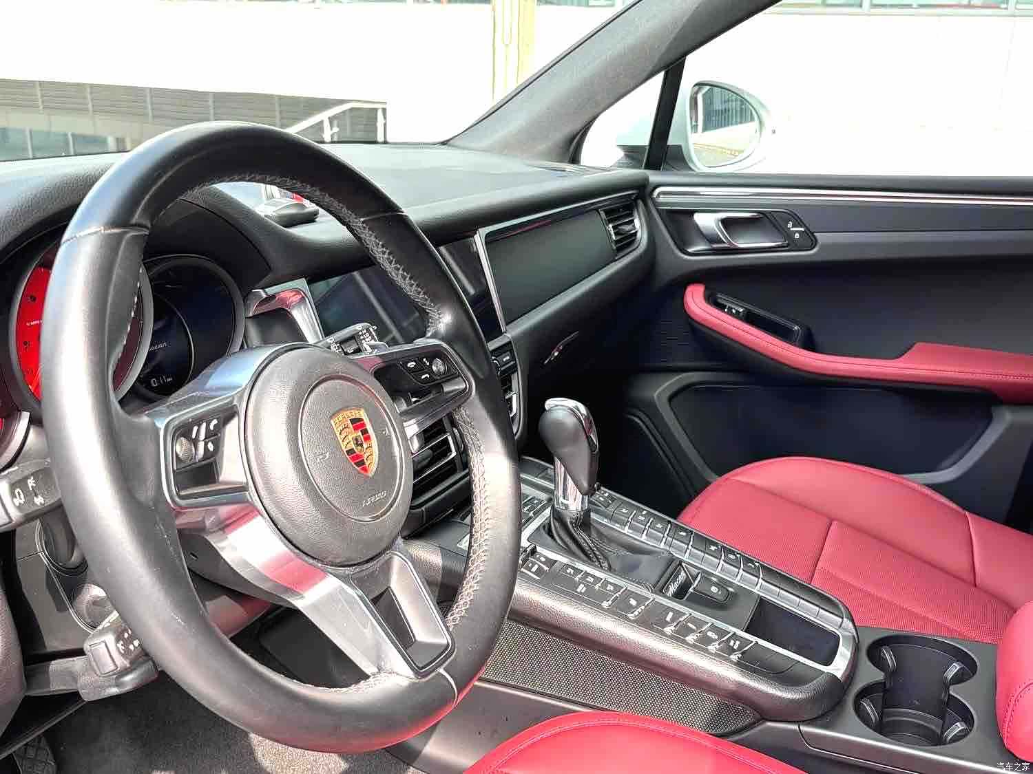 Porsche Macan, 2019 11