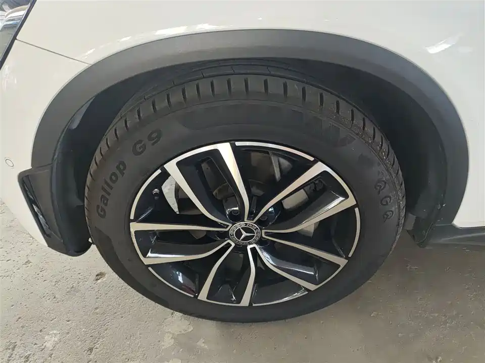 Mercedes-Benz GLC Mercedes-Benz GLC