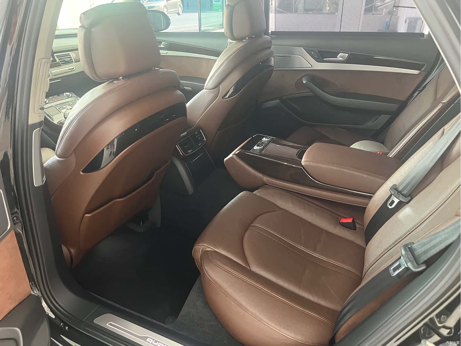 Audi A8L, 2017 6