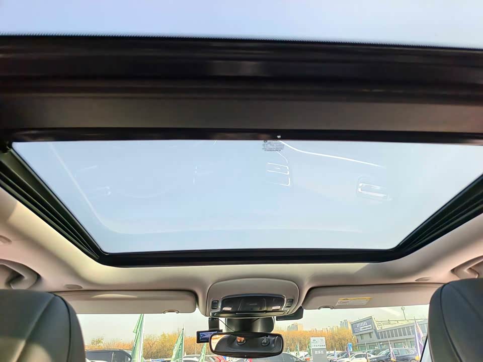 Jeep Grand Commander