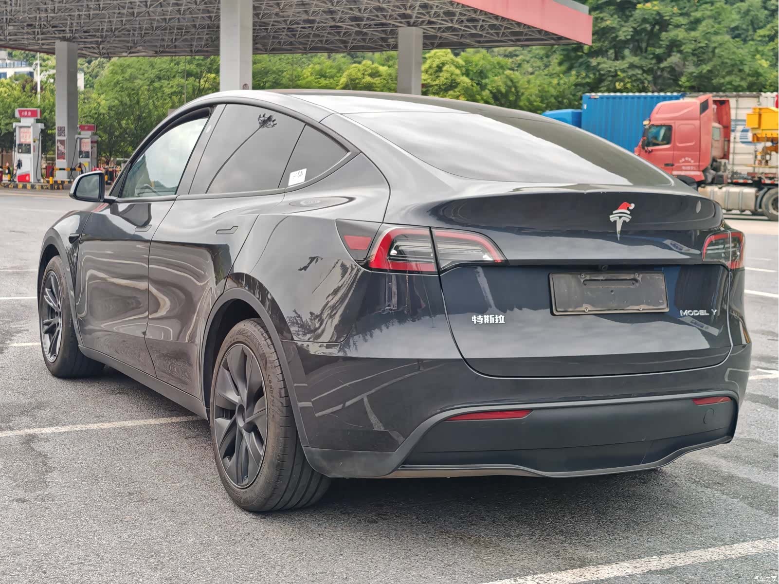 Tesla Model Y, 2024 7