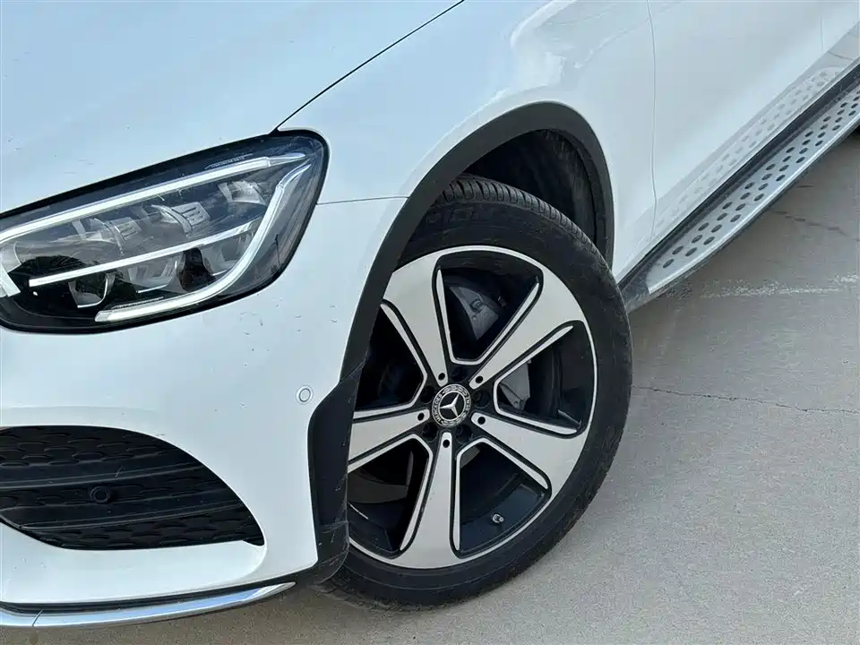 Mercedes-Benz GLC Mercedes-Benz GLC