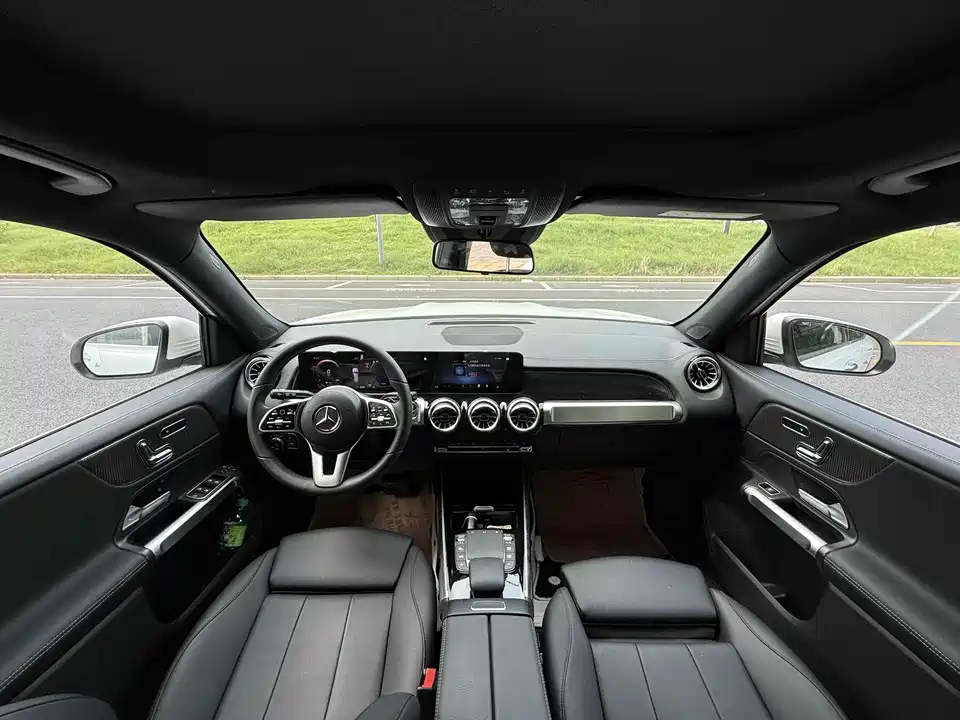 Mercedes-Benz EQB Mercedes-Benz EQB
