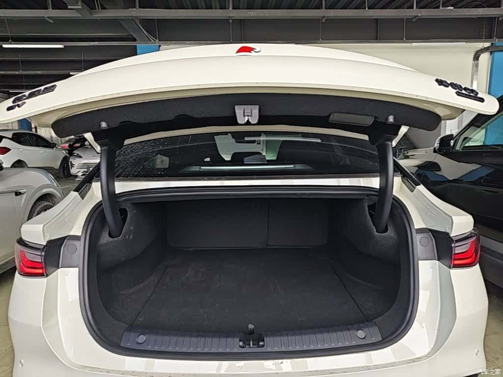 BYD Seal, 2025 19