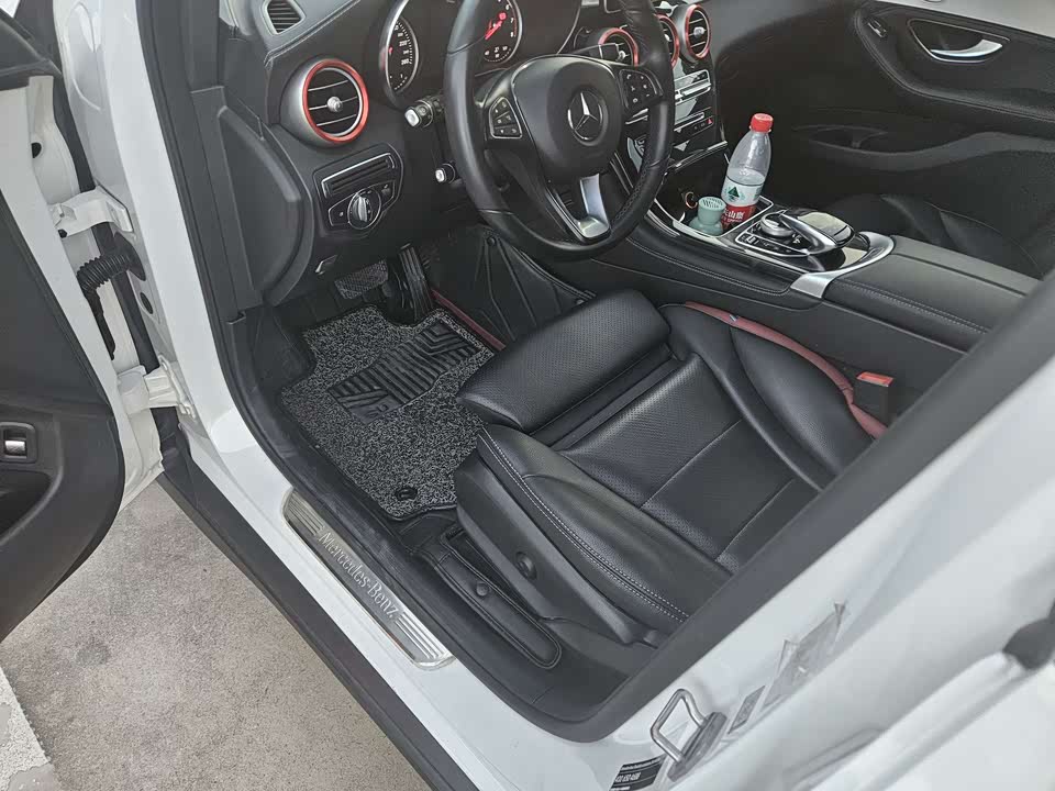 Mercedes-Benz GLC Mercedes-Benz GLC