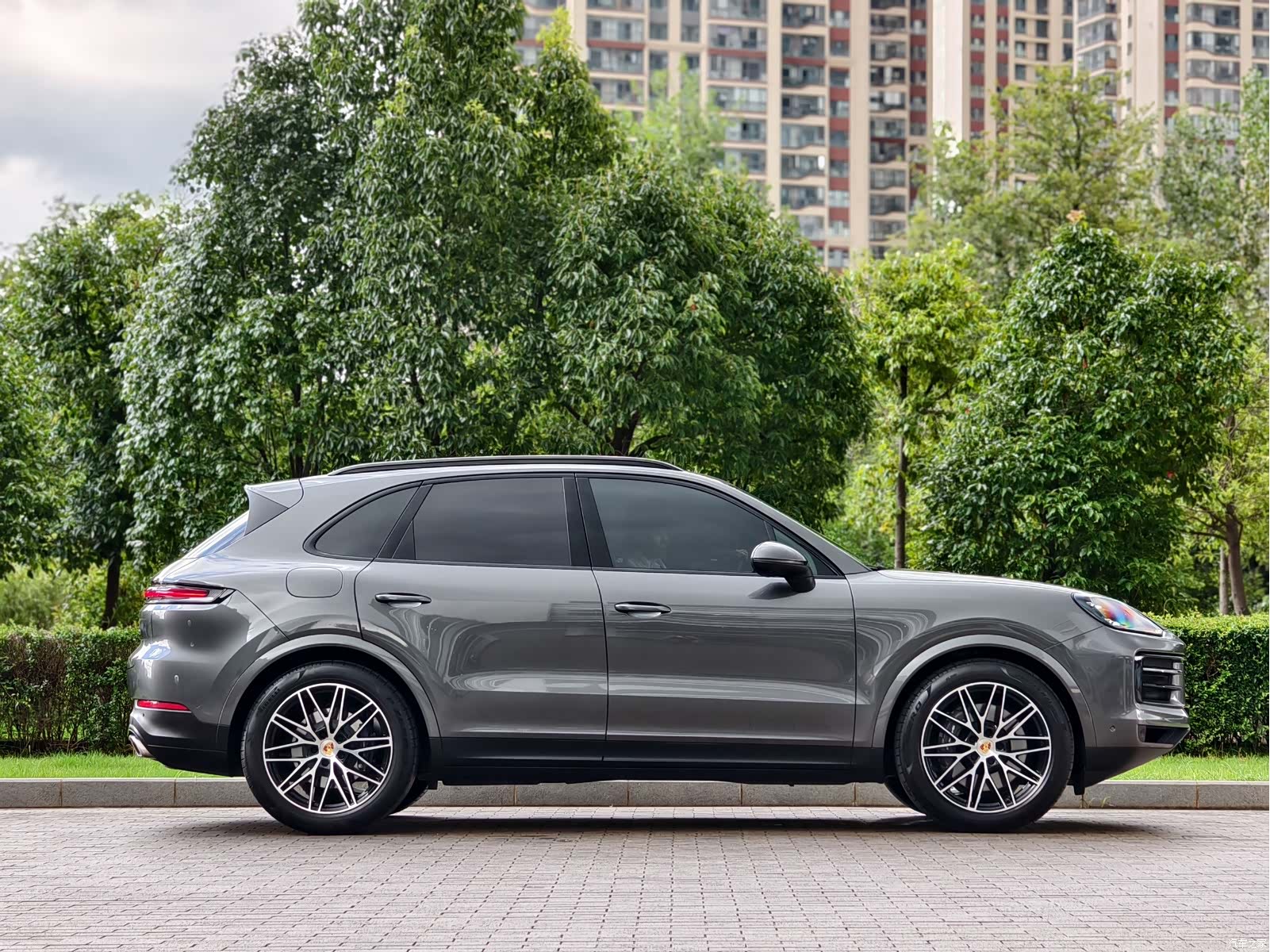 Porsche Cayenne, 2024 все фото