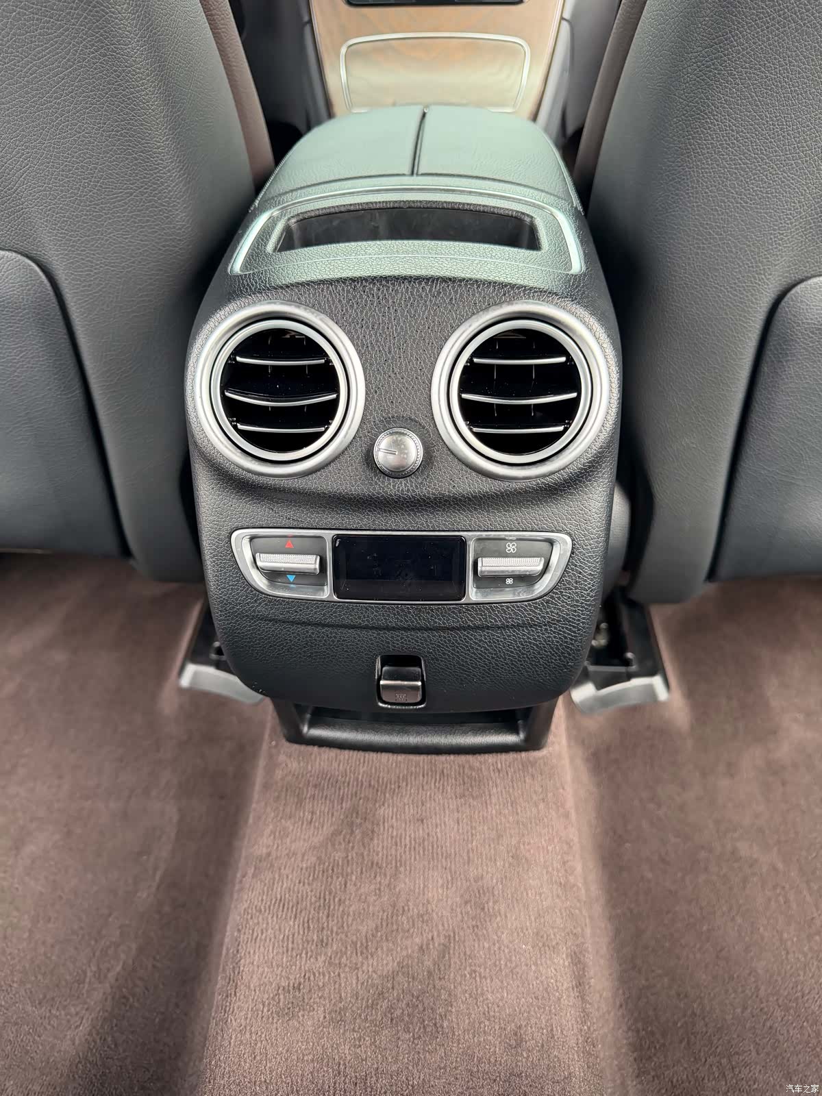 Mercedes-Benz GLC, 2022 16