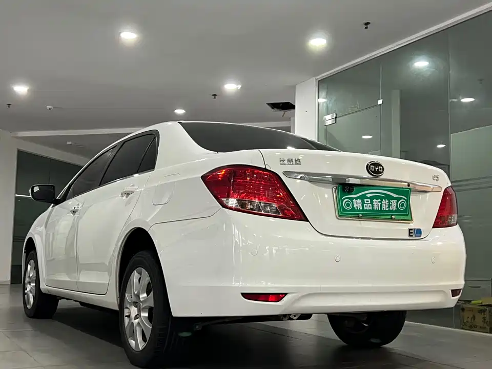 BYD e5 BYD e5