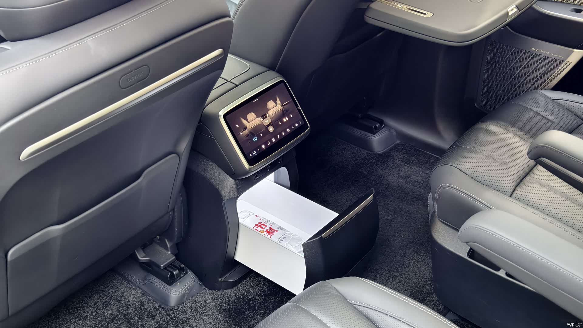 NIO L90, 2025 11