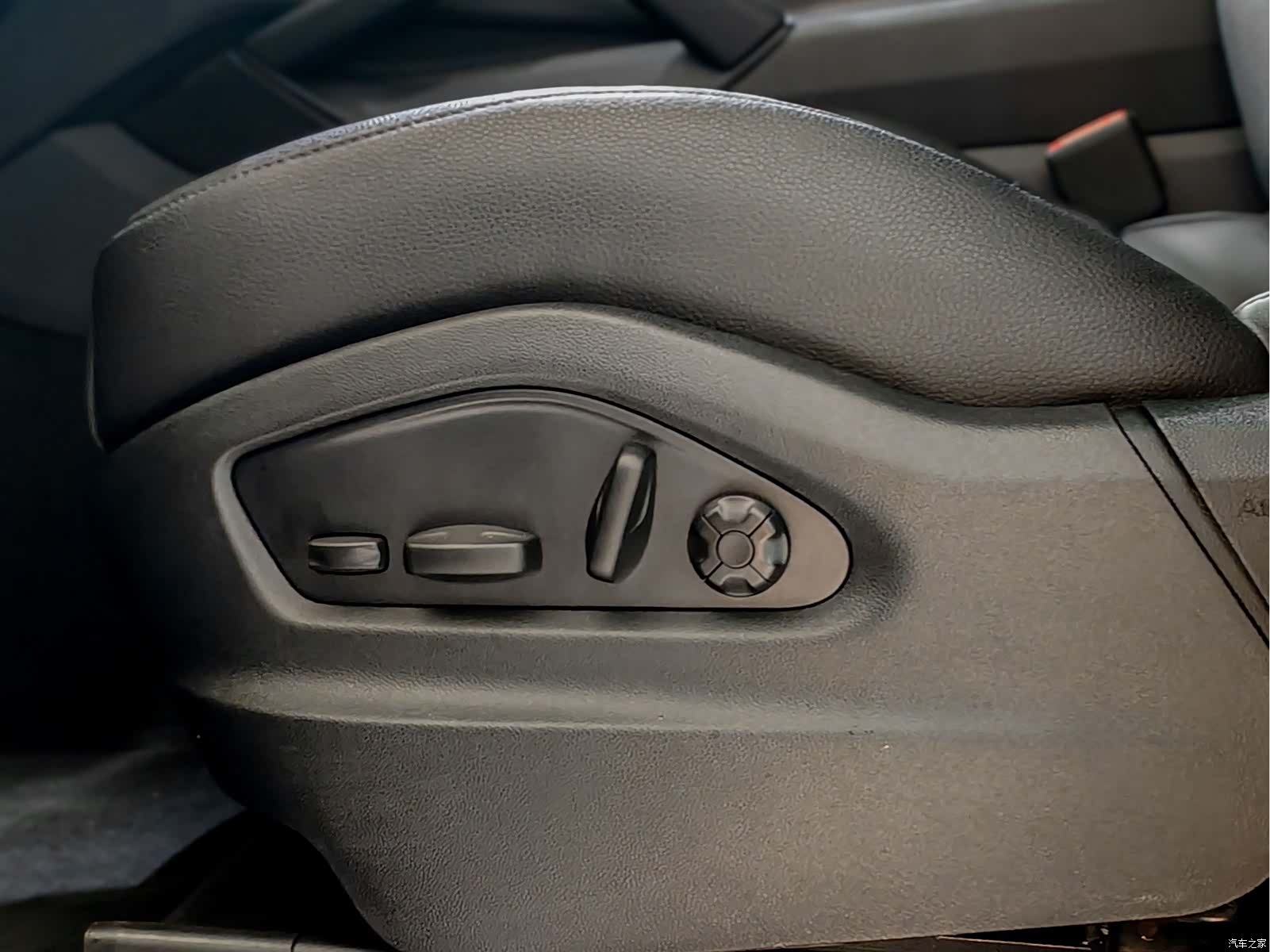 Porsche Cayenne, 2024 9
