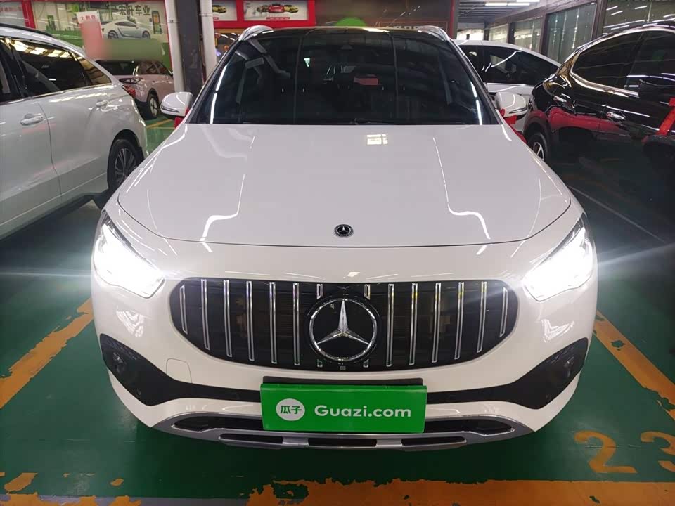 Mercedes-Benz GLA