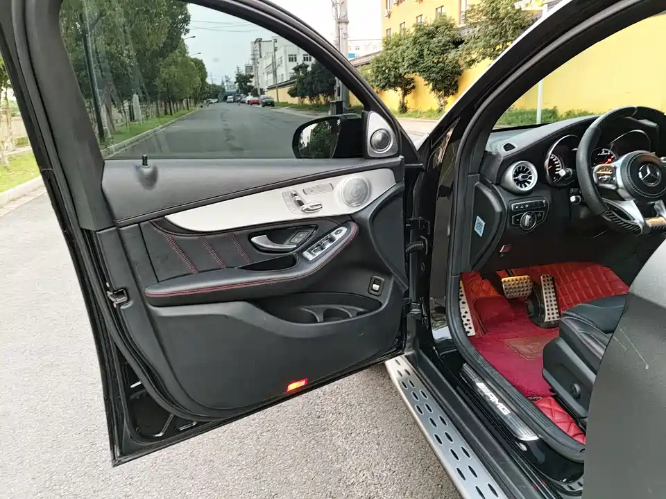 Mercedes-Benz GLC Coupe AMG Mercedes-Benz GLC Coupe AMG