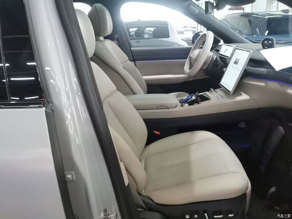 NIO ES8, 2023 25