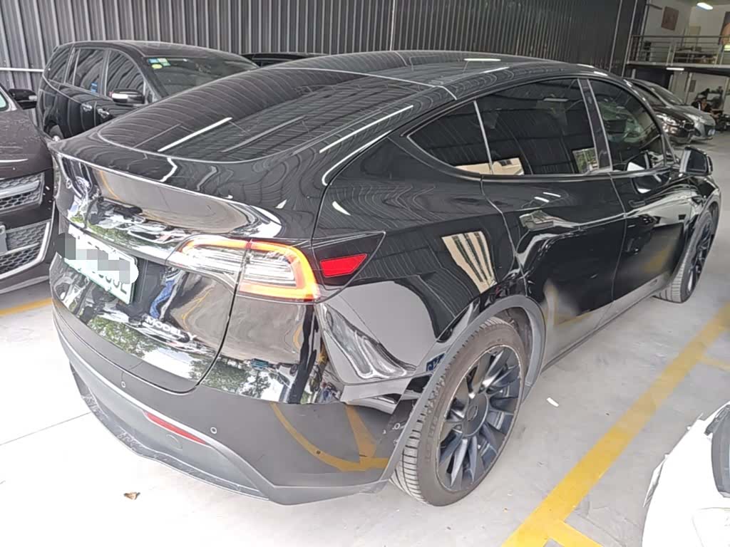 Tesla Model Y, 2022 7