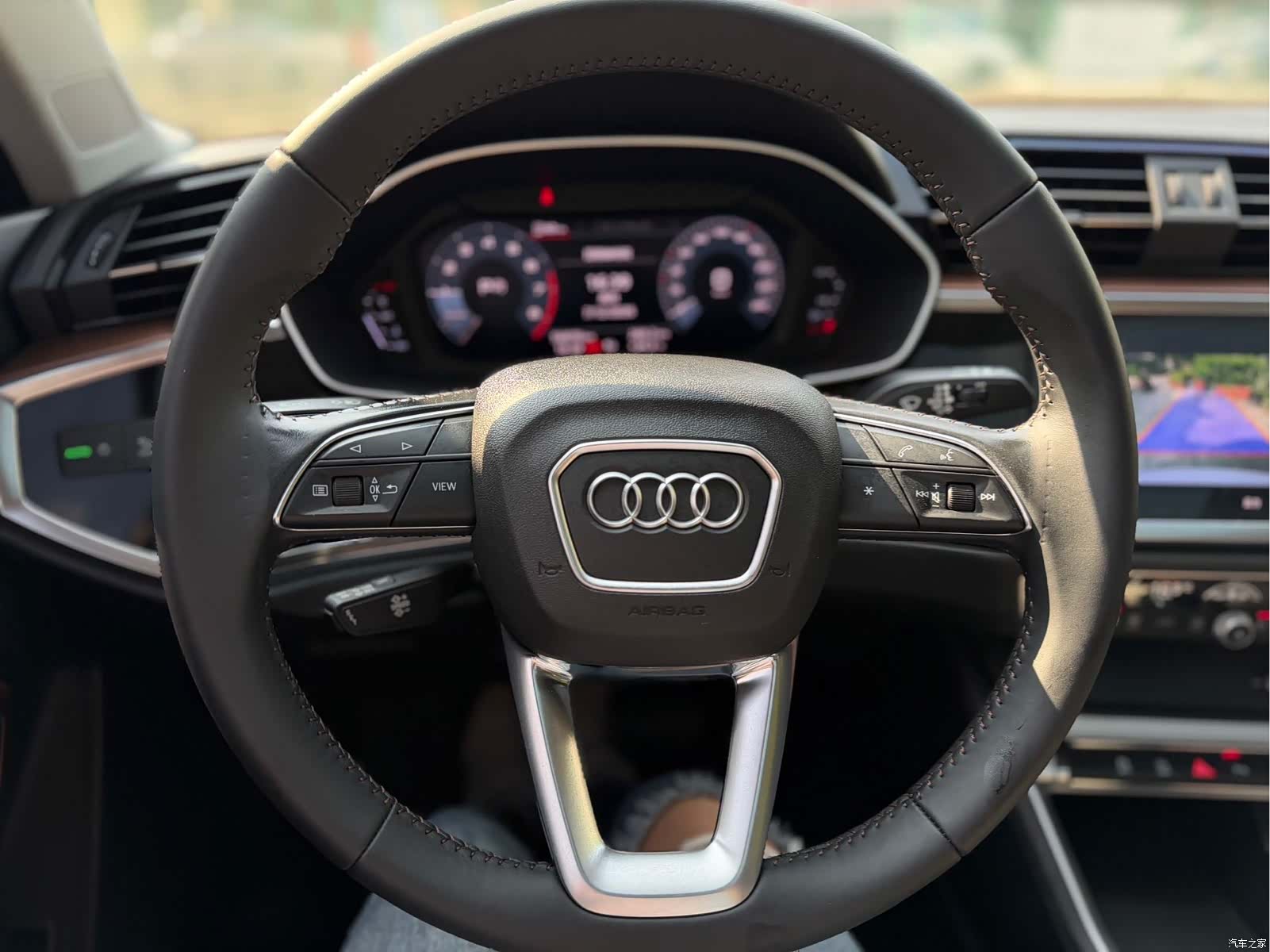 Audi Q3, 2020 10