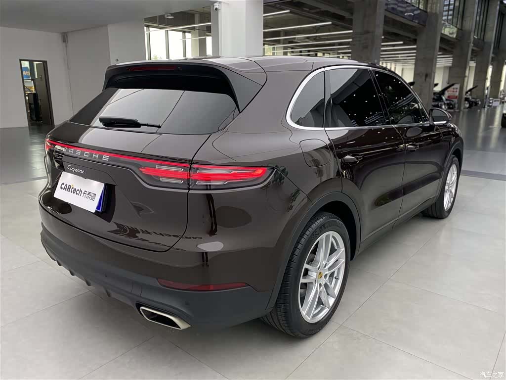 Porsche Cayenne, 2022 34