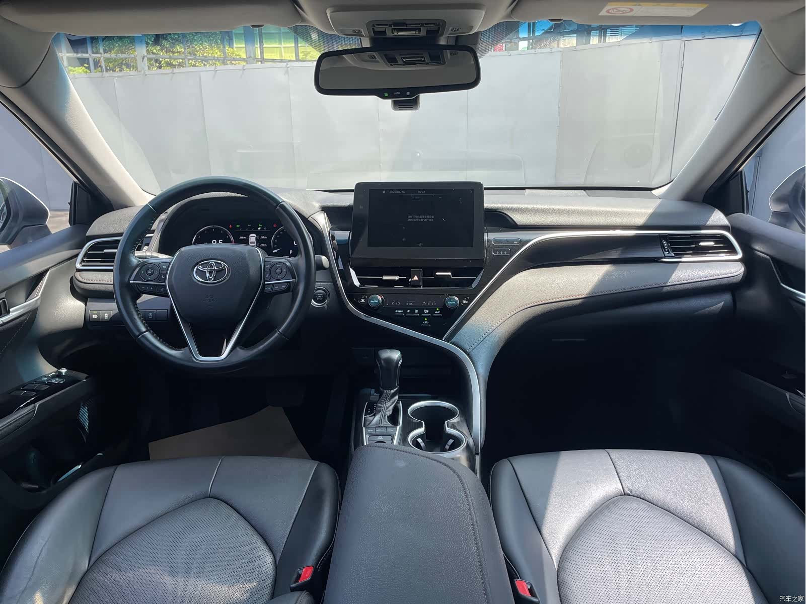 Toyota Camry, 2023 6