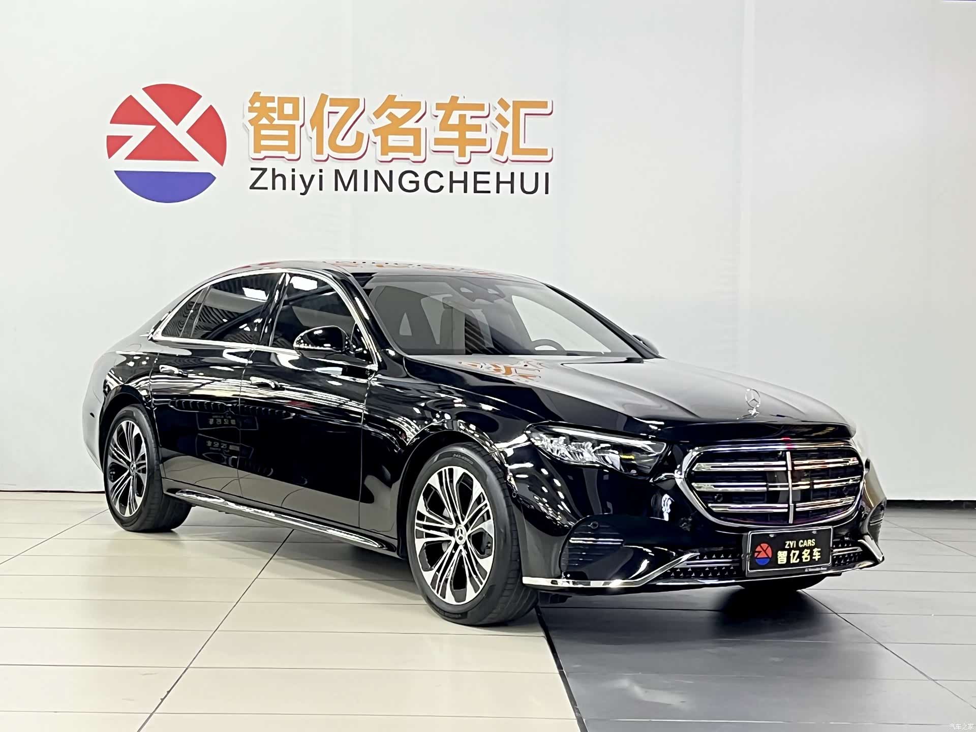 Mercedes-Benz E-Class, 2025 3