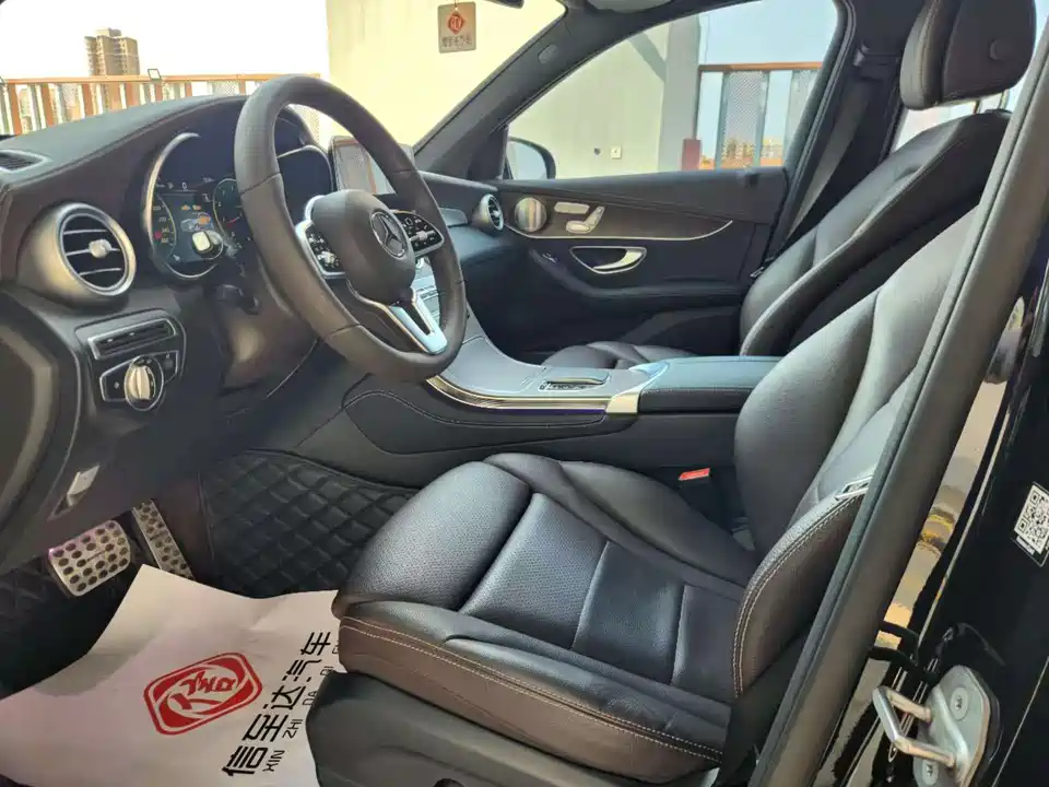 Mercedes-Benz GLC Mercedes-Benz GLC