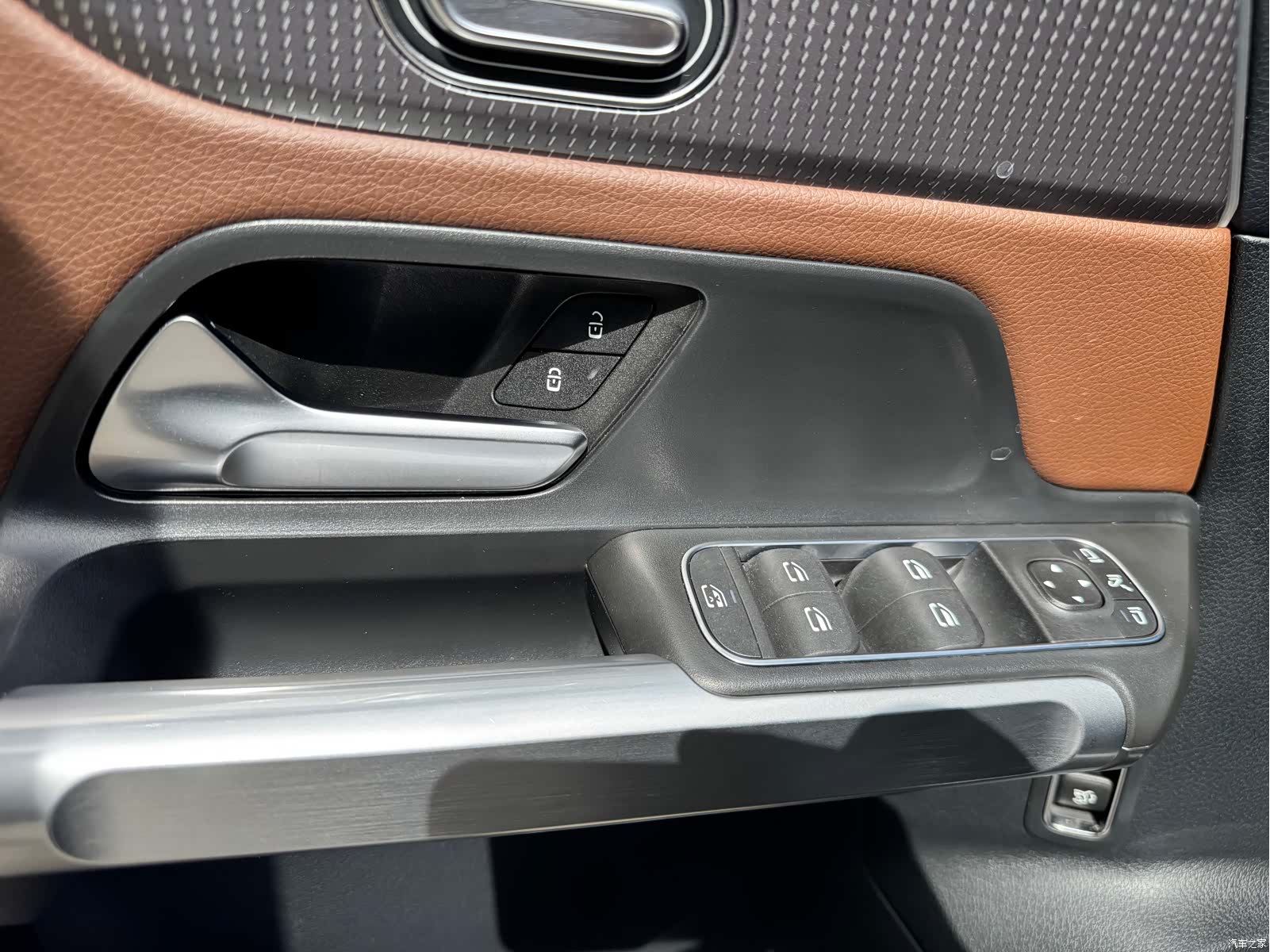 Mercedes-Benz GLB, 2022 18