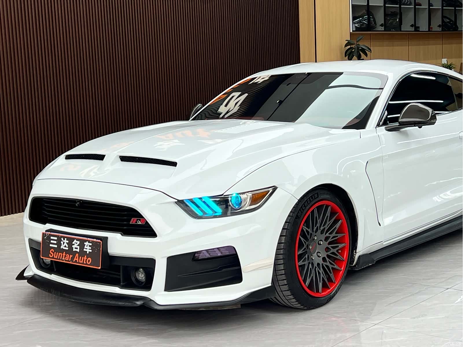 Ford Mustang, 2015 9