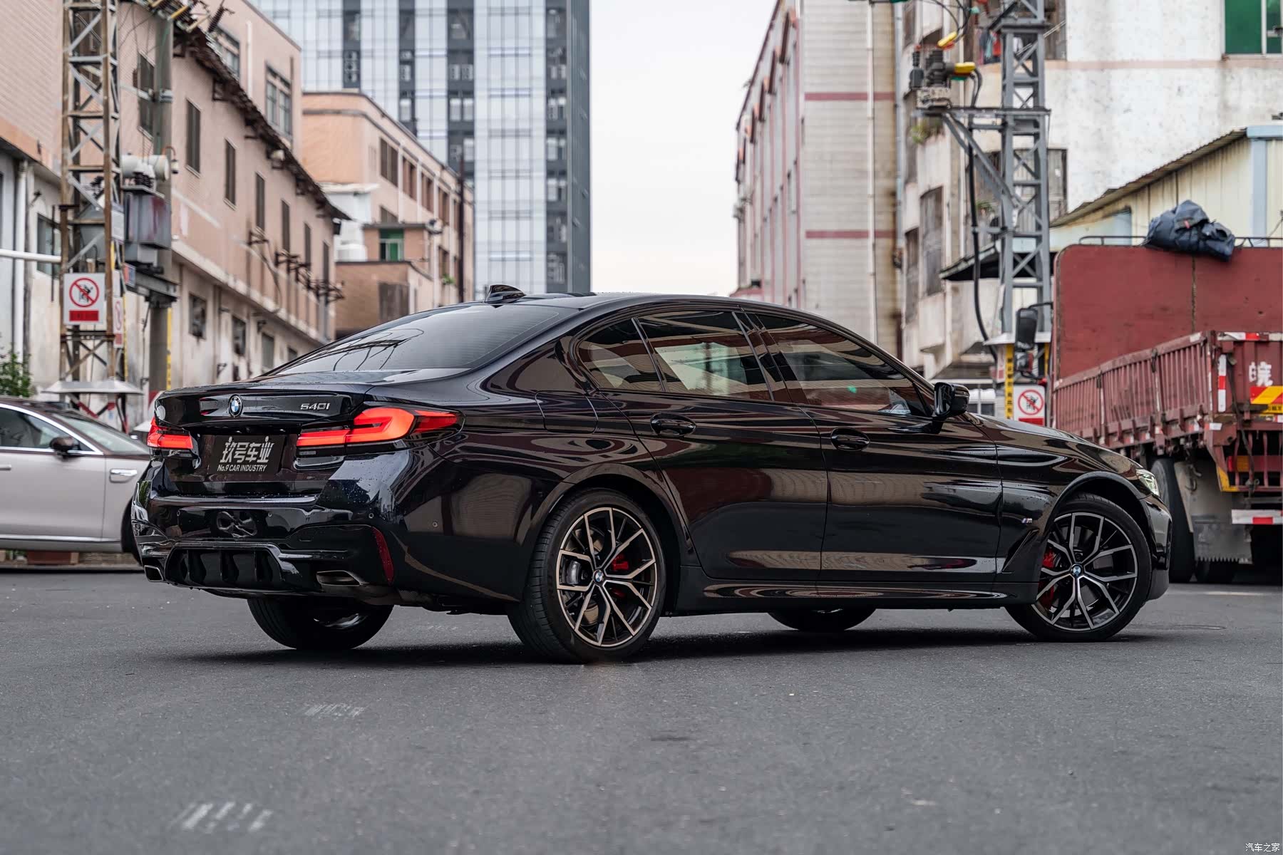 BMW 5 Series, 2023 3