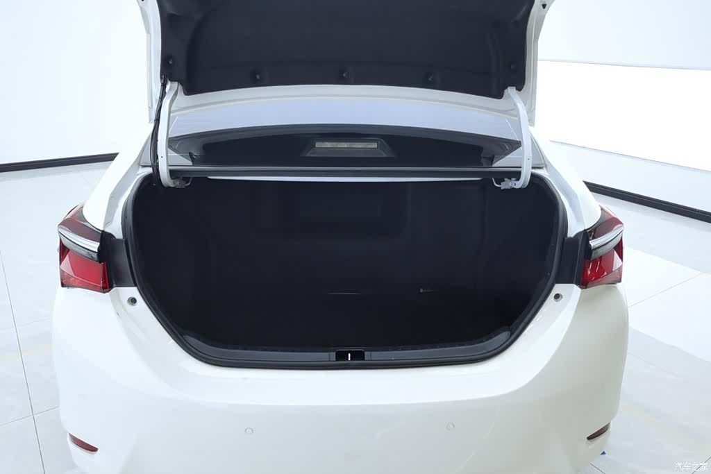 Toyota Corolla, 2019 4