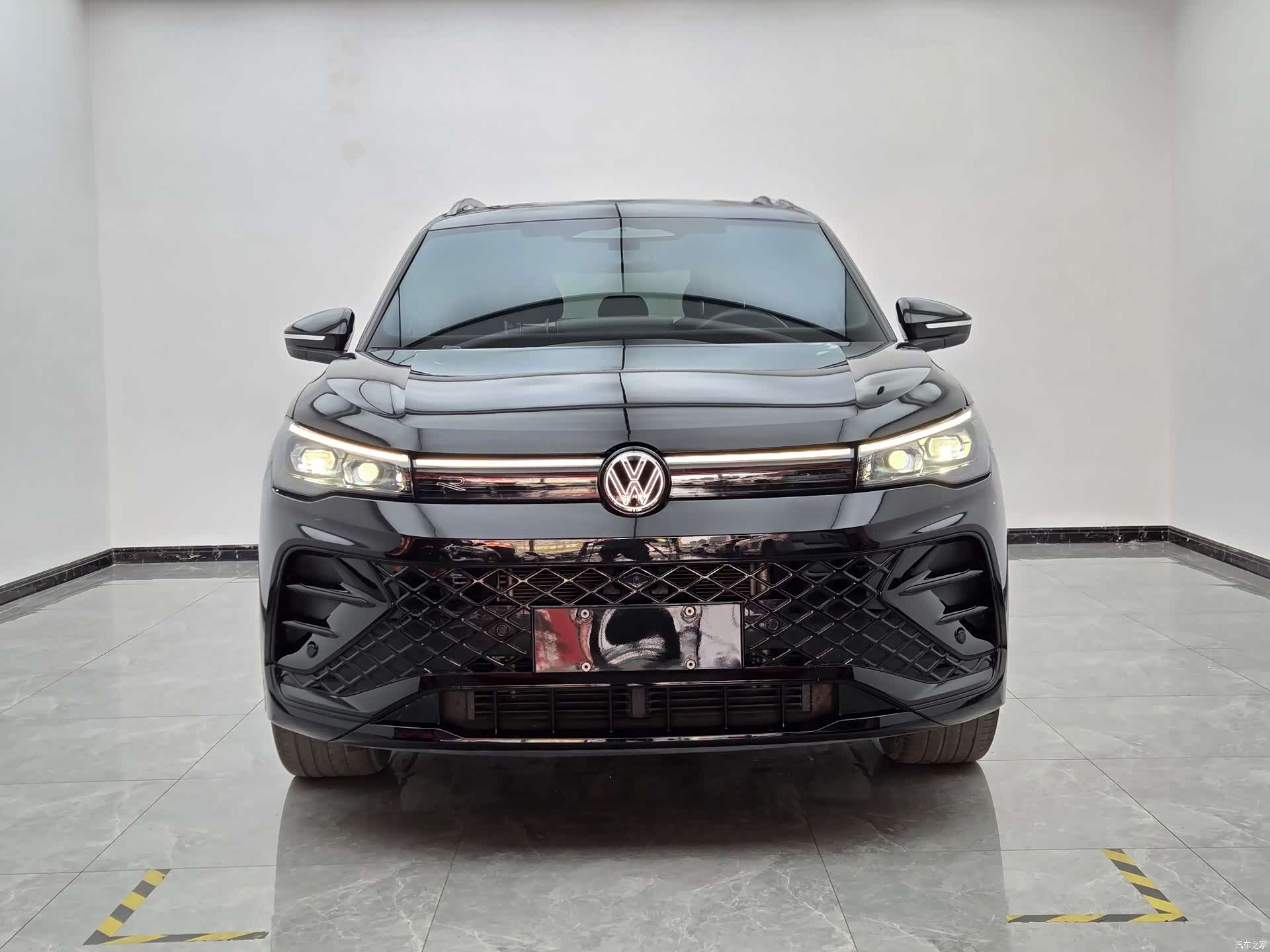 Volkswagen Tiguan L, 2024 2