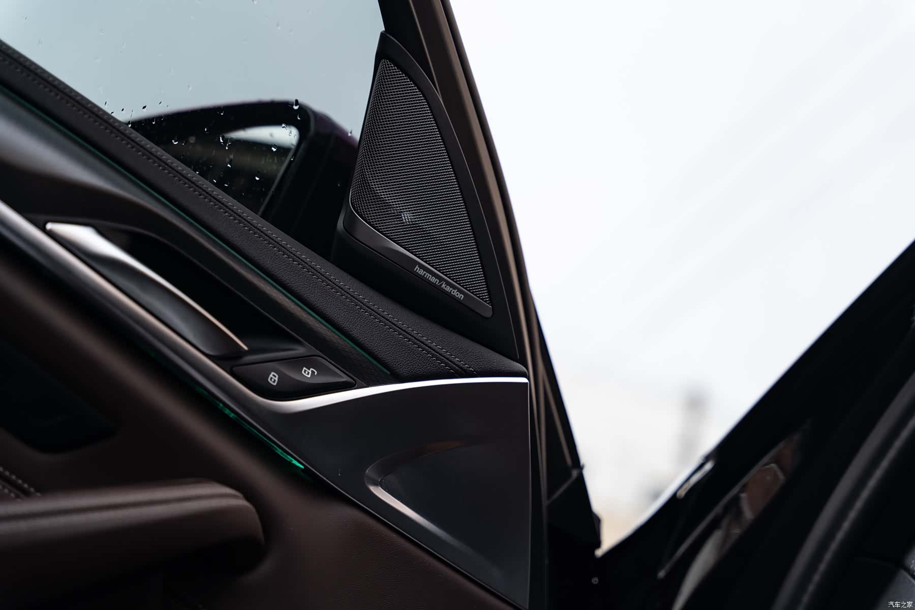 BMW 5 Series, 2023 9