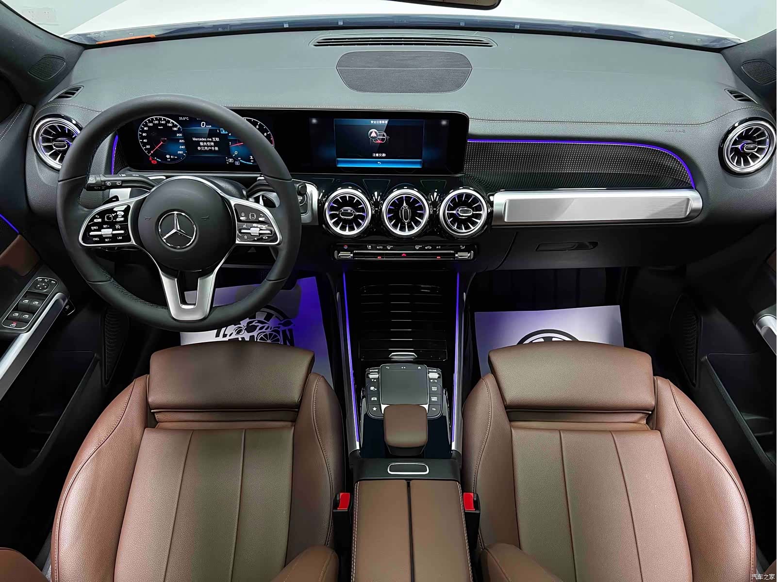 Mercedes-Benz GLB, 2021 31