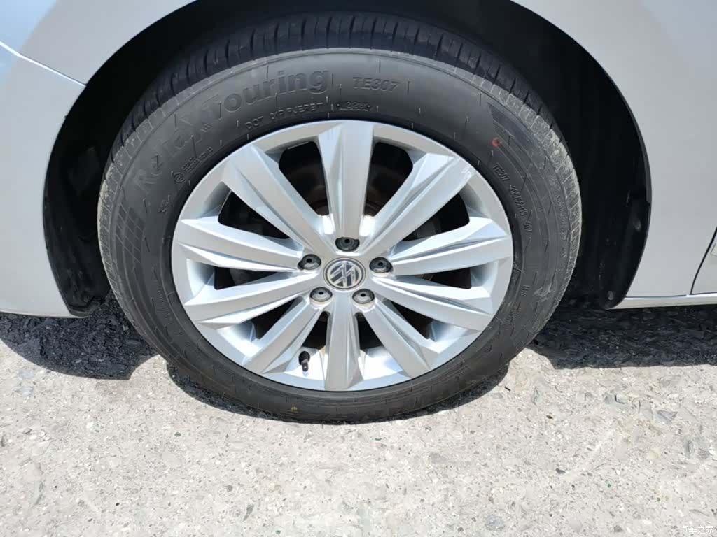 Volkswagen Bora, 2016 23