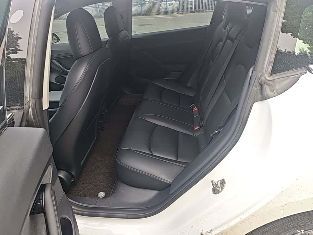 Tesla Model 3, 2021 17