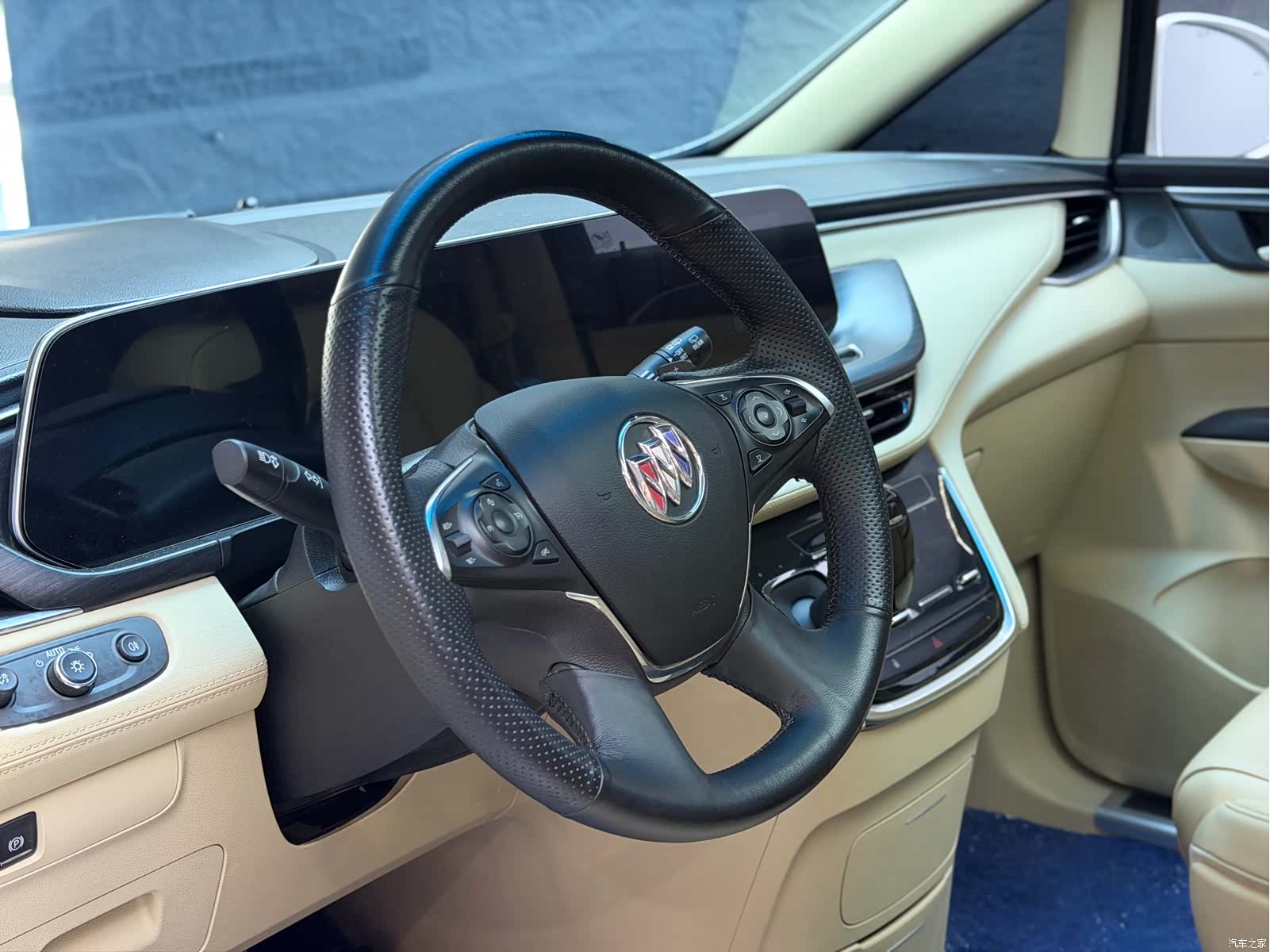 Buick GL8, 2022 все фото