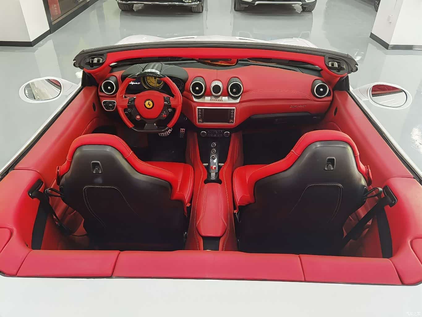 Ferrari California, 2016 10